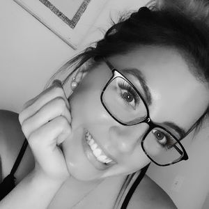 Meet your Posher, Veronica